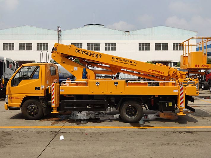 江鈴直臂18米高空作業車